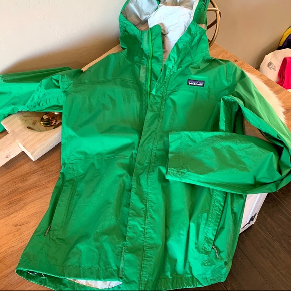 Patagonia Jackets & Blazers - Patagonia H2No rain jacket